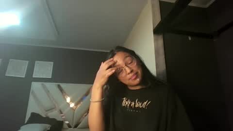 fairylatin online show from April 13, 12:20 pm