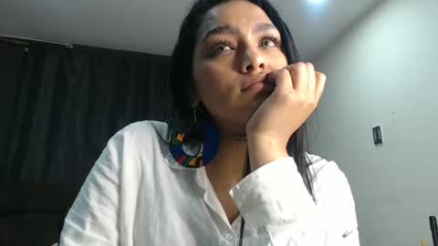 fairylatin online show from January 13, 1:46 am