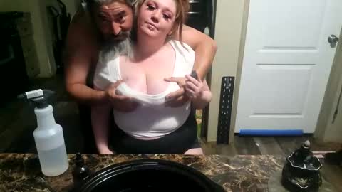 Busty broad online show from February 26, 2:08 am