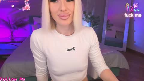 Lana online show from April 20, 9:07 pm