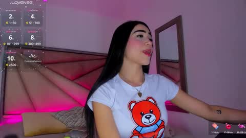 Snapshot of faloonroussel chatting on September 25, 6:59 pm Faloon online show from September 25, 6:59 pm