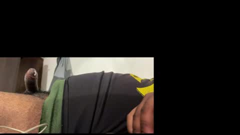 famethediscjock_1 online show from May 7, 2:07 am