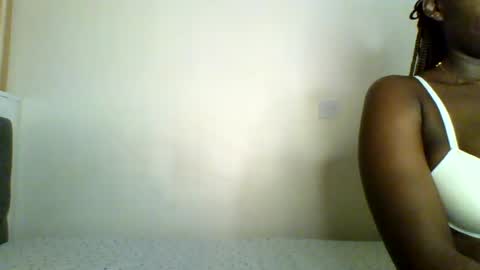 fancyfingers1  online show from June 17, 3:22 am