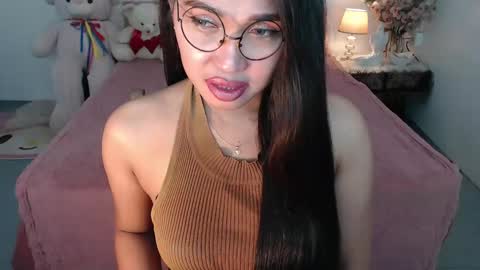 Snapshot of fancylaylaxx chatting on February 5, 4:14 pm Layla online show from February 5, 4:14 pm