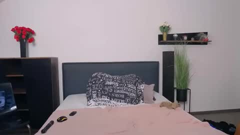 Fannie online show from December 1, 5:27 am