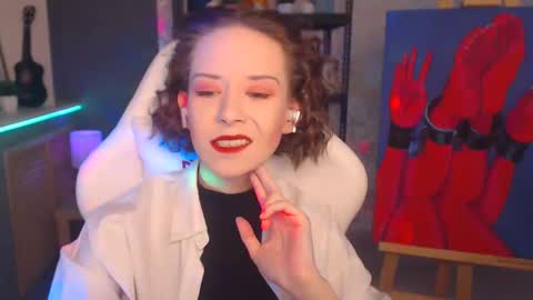 Fascinating   Eyes online show from March 2, 3:13 am