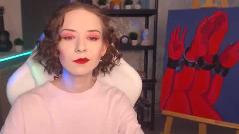 Fascinating   Eyes online show from October 31, 7:03 pm