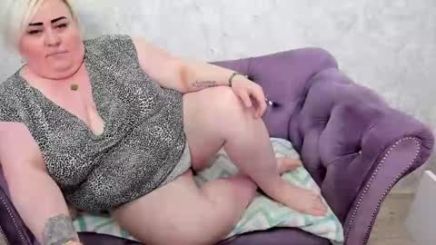 fashiona online show from February 11, 12:38 am