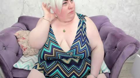 fashiona online show from February 13, 6:52 am