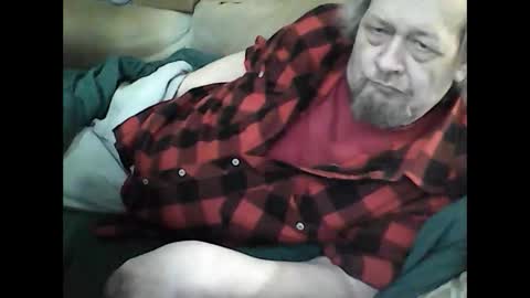 HoneyCumJuice4U online show from April 24, 10:01 pm