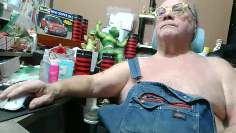 Fred. online show from November 15, 3:08 am