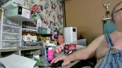 Fred. online show from March 1, 1:11 am