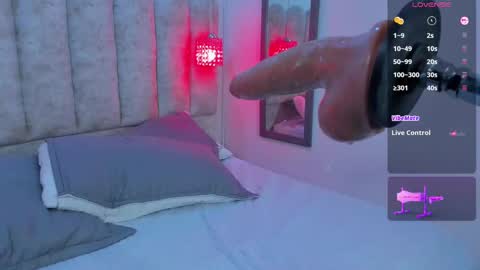 Snapshot of fatima_essence chatting on October 3, 8:39 pm     online show from October 3, 8:39 pm