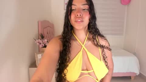 Zoe online show from May 13, 8:18 pm
