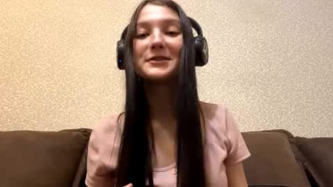Aurora 18yo online show from November 30, 9:27 am