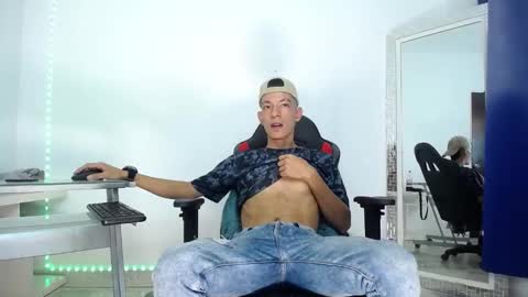 Favel Gomez online show from December 28, 4:30 pm