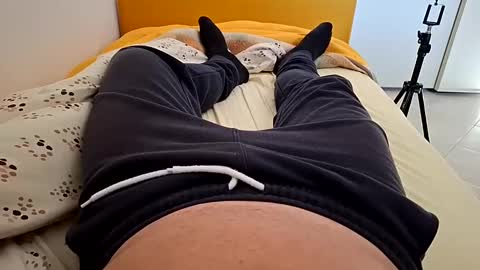Snapshot of fede2985 chatting on January 2, 10:37 am Fede online show from January 2, 10:37 am