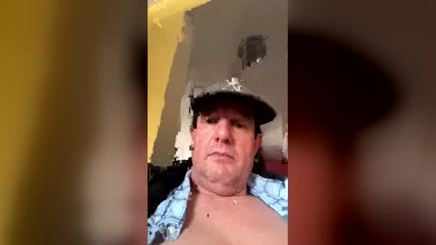 feedmyhugebelly online show from March 4, 8:28 pm