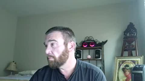 PullouProblems online show from November 27, 10:06 pm