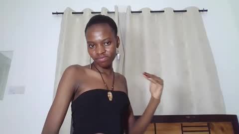 feetlovely507541 online show from December 17, 8:15 pm