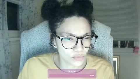 Soley online show from January 31, 12:17 am