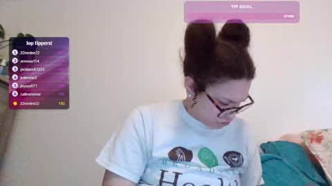 Soley online show from February 25, 10:31 pm