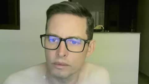 Snapshot of felipeliperp chatting on October 29, 1:07 am Felipe online show from October 29, 1:07 am