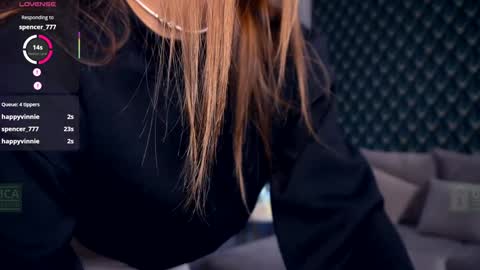 Hello im Nova online show from October 12, 4:38 am