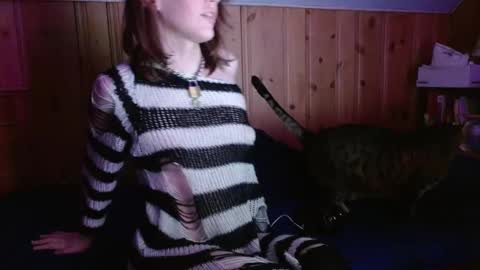 femboyflowers online show from March 12, 12:53 am
