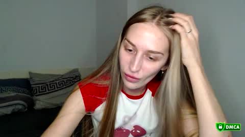 Femke online show from October 1, 7:46 pm