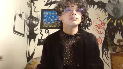 Snapshot of fenixmfx chatting on October 8, 6:47 pm Fenix online show from October 8, 6:47 pm
