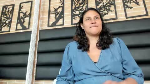 fer_florez online show from May 25, 7:09 pm