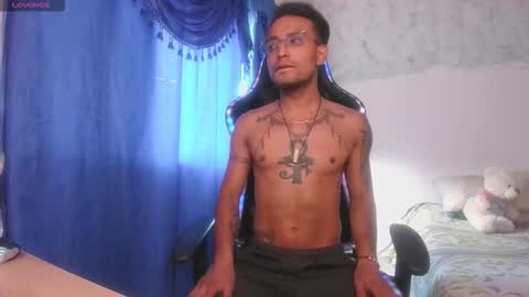 Snapshot of ferlucyboy666 chatting on October 19, 12:32 pm Ferlucyboy666 online show from October 19, 12:32 pm