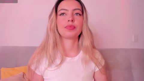 fernanda  online show from February 8, 1:47 pm