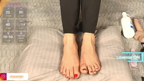 fernanda online show from April 2, 3:47 am