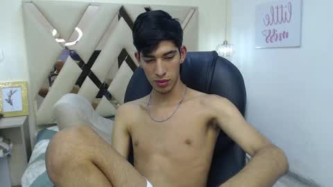 FER PHOENIX online show from February 28, 9:04 am