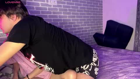 Tina and Tomas online show from September 27, 3:10 pm