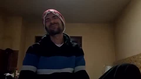 Snapshot of fffjj021 chatting on December 2, 10:40 pm Raised in 90s online show from December 2, 10:40 pm