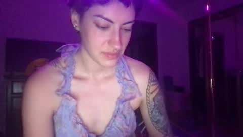 fgsammie online show from December 20, 2:51 am