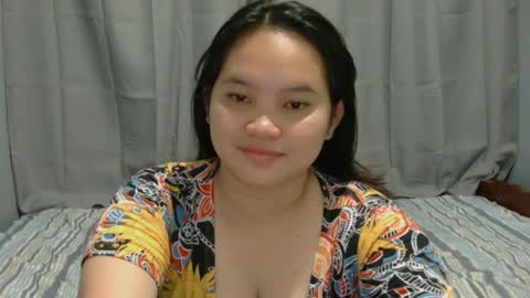 fhwilloughbyxx online show from April 6, 6:31 pm