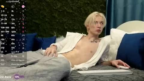 Thomas online show from November 9, 9:17 pm