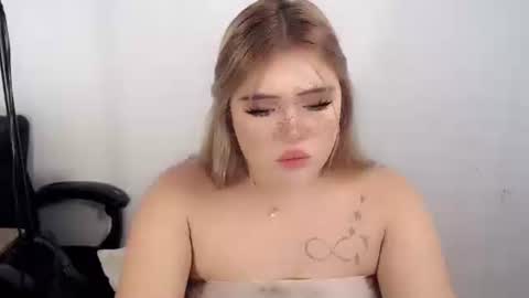 Snapshot of filipina_slutty69xxx chatting on September 11, 2:13 am Angela DONT FORGET TO FOLLOW AND GIVE ME APPRECIATION online show from September 11, 2:13 am