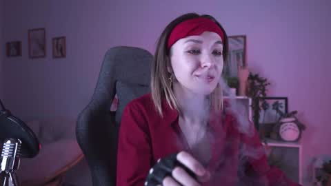 Snapshot of filipinaadams chatting on January 17, 8:13 am cap and Lana online show from January 17, 8:13 am