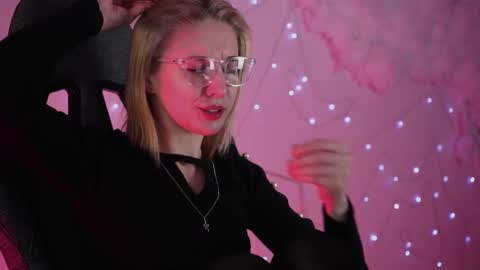 Snapshot of filipinaadams chatting on February 27, 8:46 am cap and Lana online show from February 27, 8:46 am