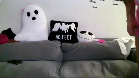 MilfnDaddy online show from September 19, 4:05 am