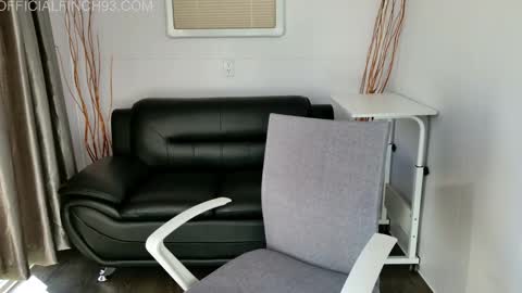 Nick online show from November 17, 6:10 pm