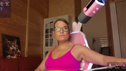 Lady online show from May 28, 10:08 pm
