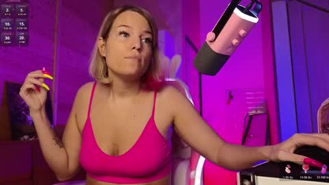 Lady online show from May 27, 4:48 pm