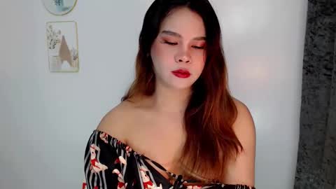 Jasmine online show from April 7, 10:34 pm