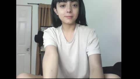 finnky1 online show from February 28, 5:33 am